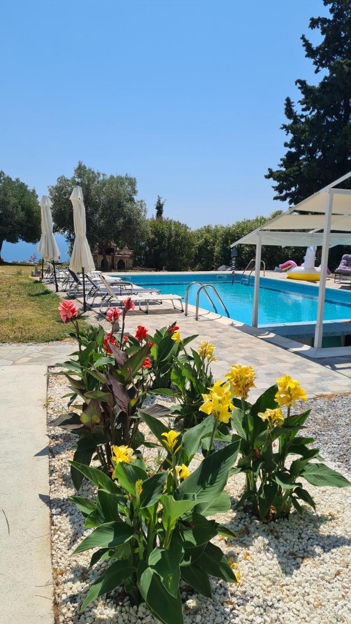 Greco Paradise Suites - Adult Only Nea Skioni Exterior photo
